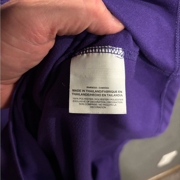 Nike Dri-FIT Purple Running Sweatshirt - Picture 5 of 5
